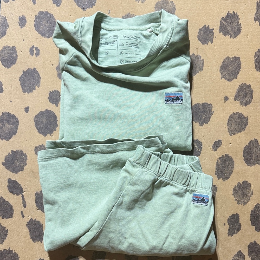 Patagonia Light Green Lounge Set